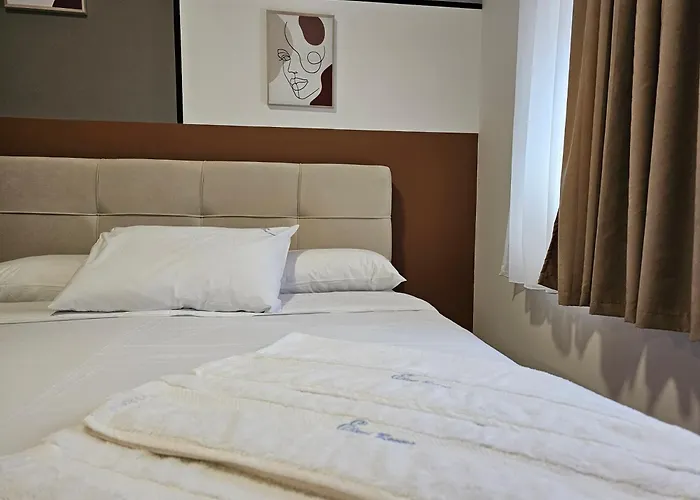 Luxury Apartman Eleni Rooms Oaza Mira I Tisine U Centru Vrnjacke Banje