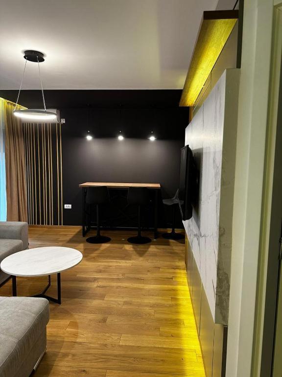Apartment Luxury Eleni Oaza Mira I Tisine U Centru Vrnjacke Banje